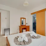Penthouse The 'veranda' Elena Court * 라르나카