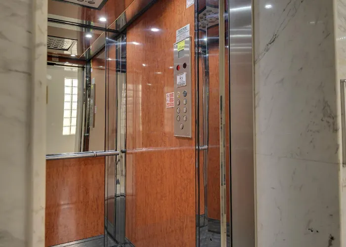 Appartamento Penthouse The 'veranda' Elena Court *