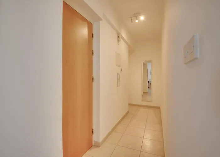 Apartment Penthouse The 'veranda' Elena Court Larnaka