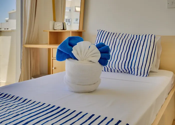 Apartment Penthouse The 'veranda' Elena Court *