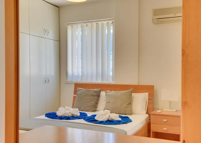 Apartment Penthouse The 'veranda' Elena Court