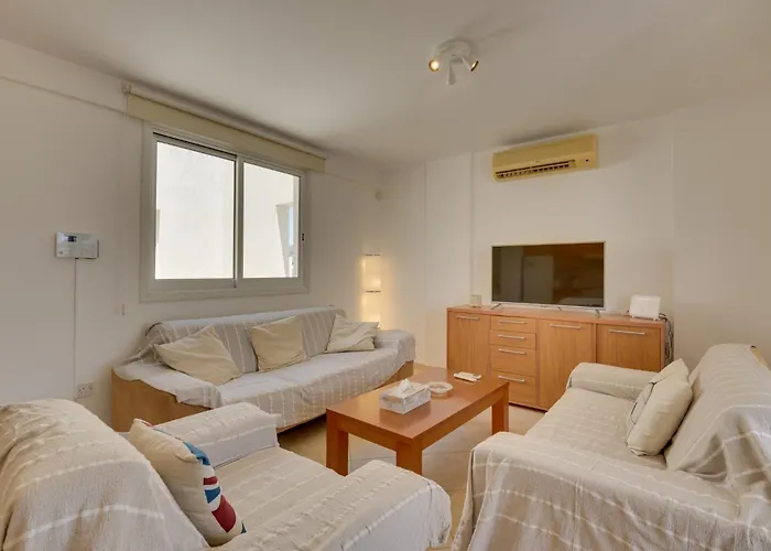 Apartment Penthouse The 'veranda' Elena Court Larnaka