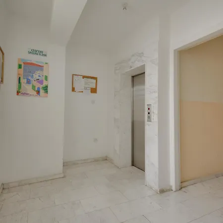 Apartament Penthouse The 'veranda' Elena Court *