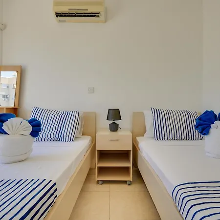 Penthouse The 'veranda' Elena Court Apartament *