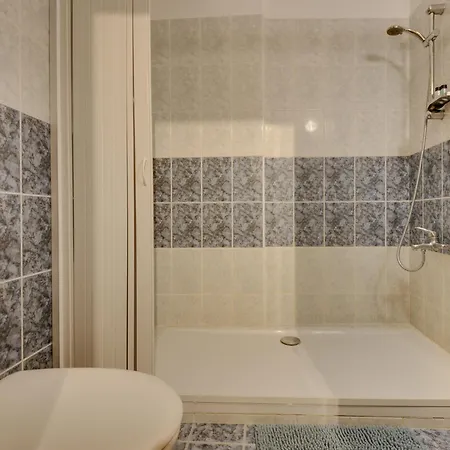 Apartament Penthouse The 'veranda' Elena Court